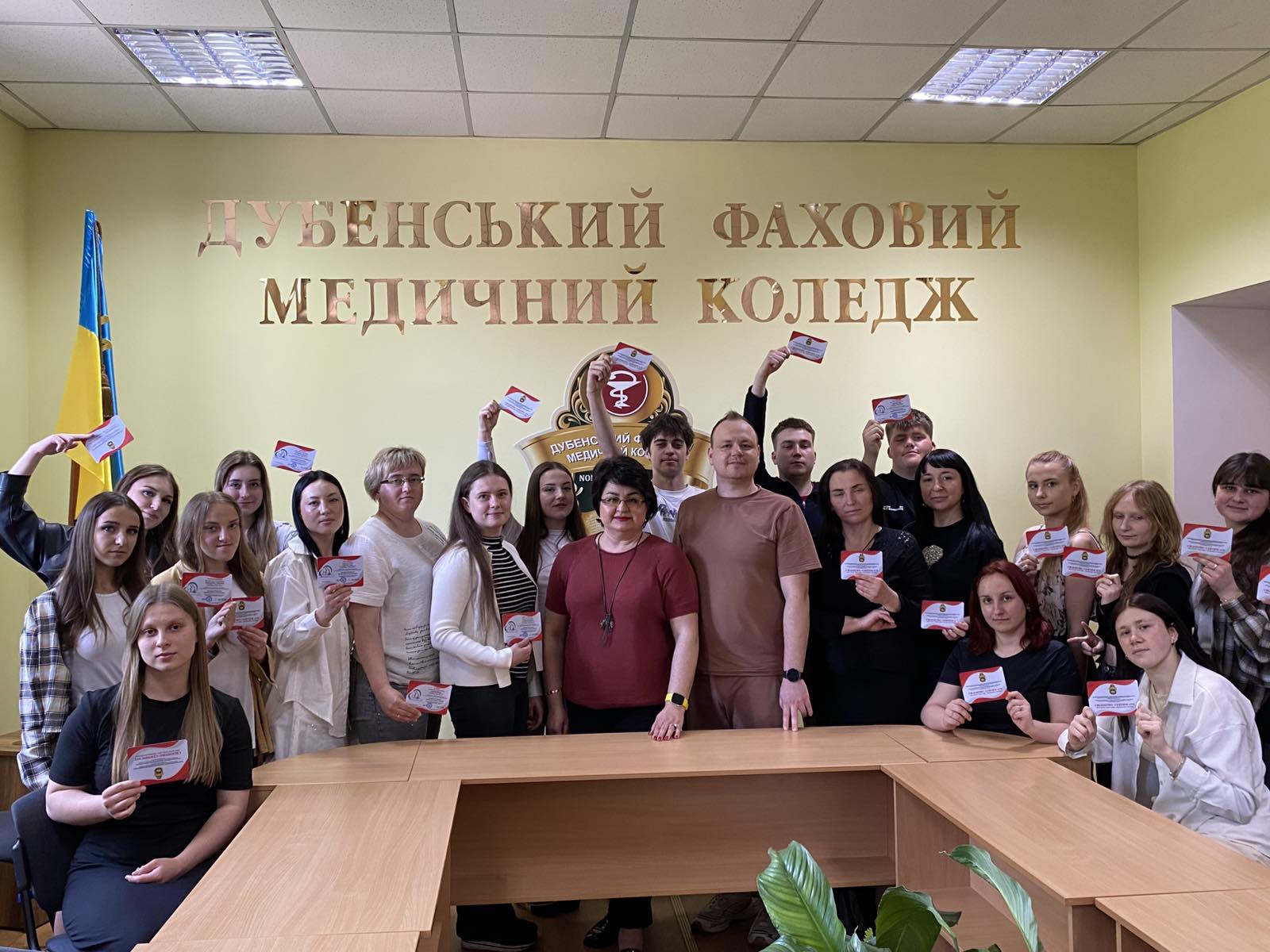 Детальніше про статтю ІНВЕСТИЦІЯ В МАЙБУТНЄ, ЩО ДАРУЄ ЗДОРОВ’Я: ВІТАЄМО ВИПУСКНИКІВ КУРСУ ОЗДОРОВЧОГО МАСАЖУ